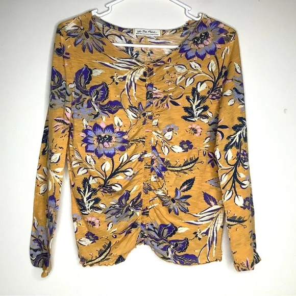 < We The Free Dreamed Of You Floral Ruched Long Sleeve Top > - Picture 3 of 8